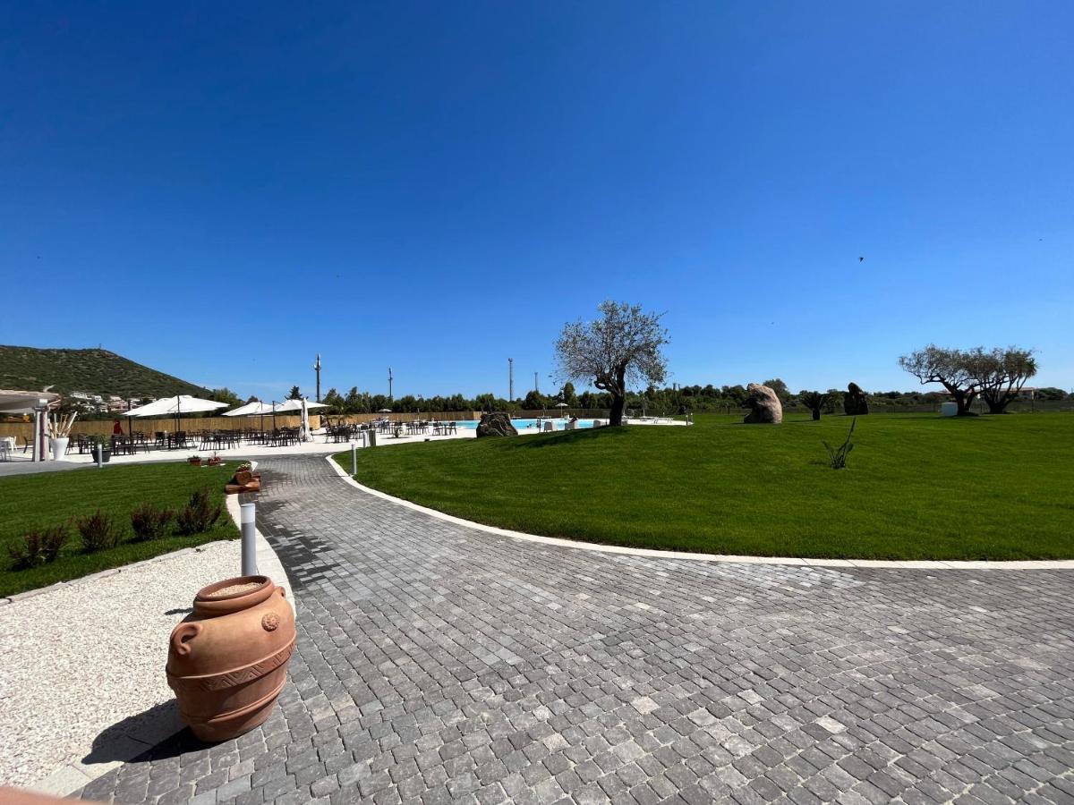 Hotel S'Arena Beach La Caletta Exterior foto