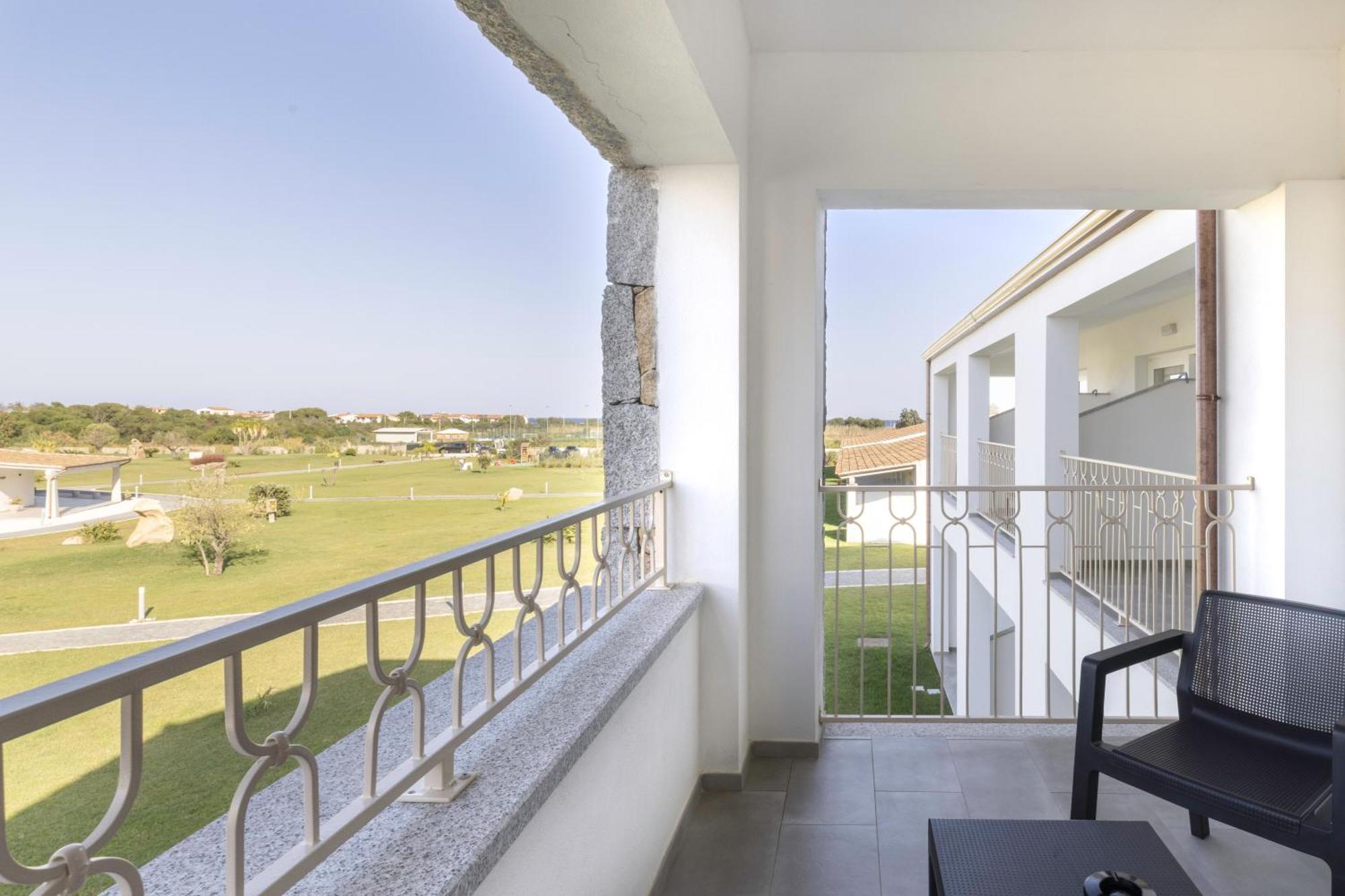 Hotel S'Arena Beach La Caletta Exterior foto