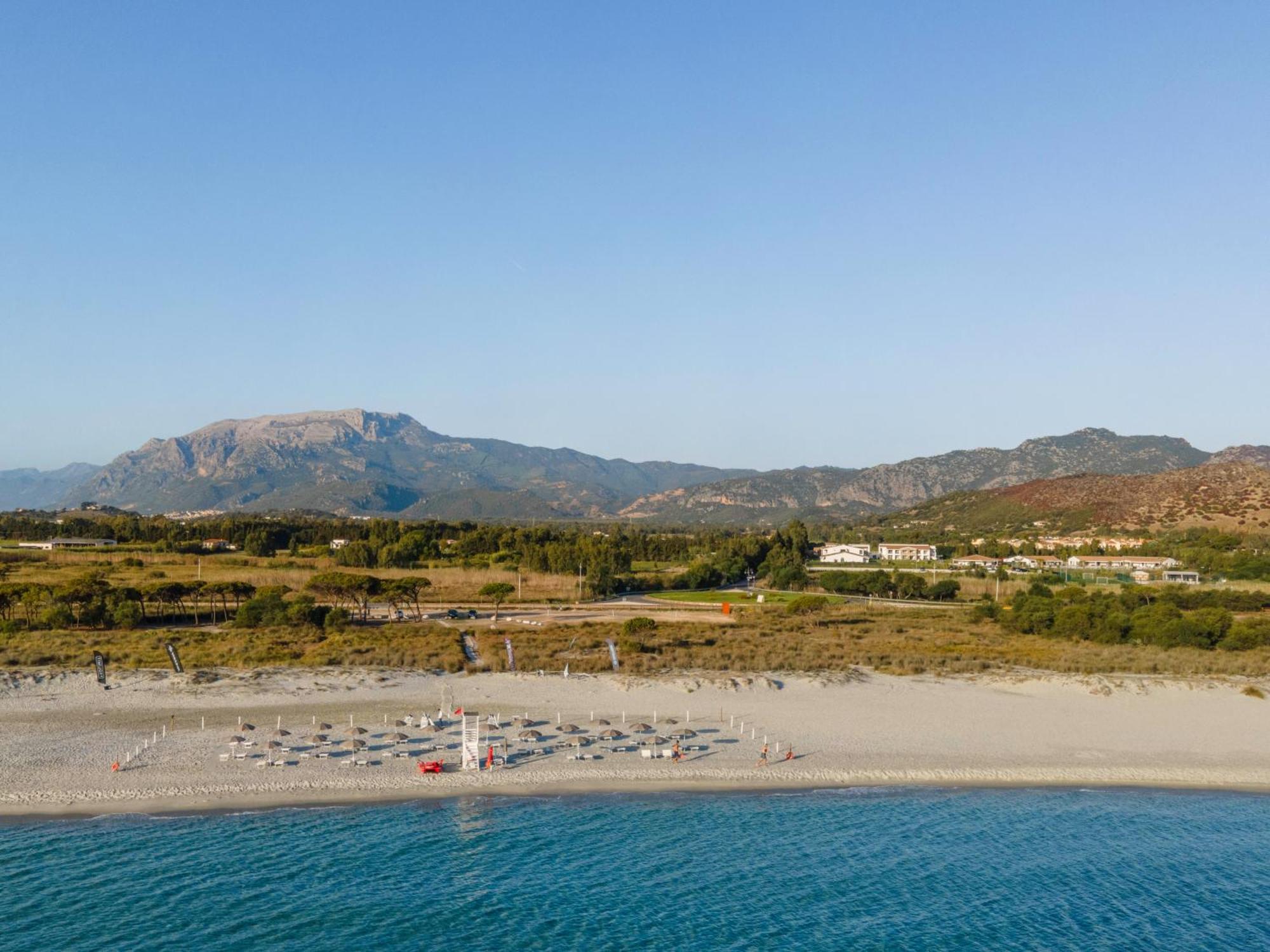 Hotel S'Arena Beach La Caletta Exterior foto