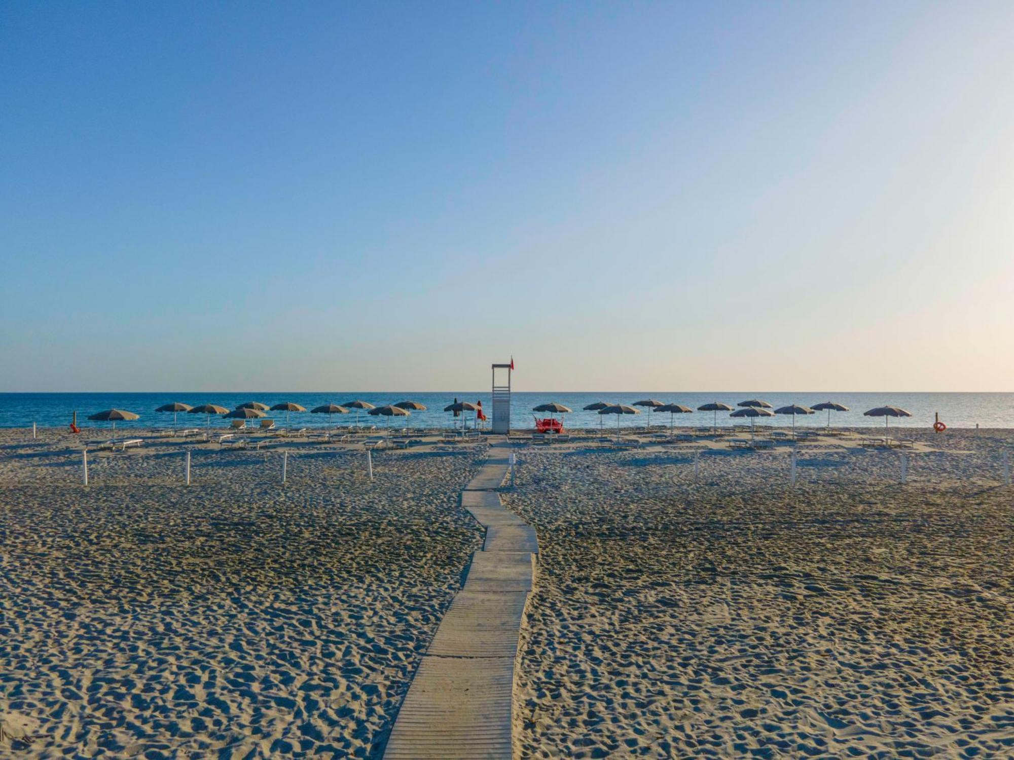 Hotel S'Arena Beach La Caletta Exterior foto