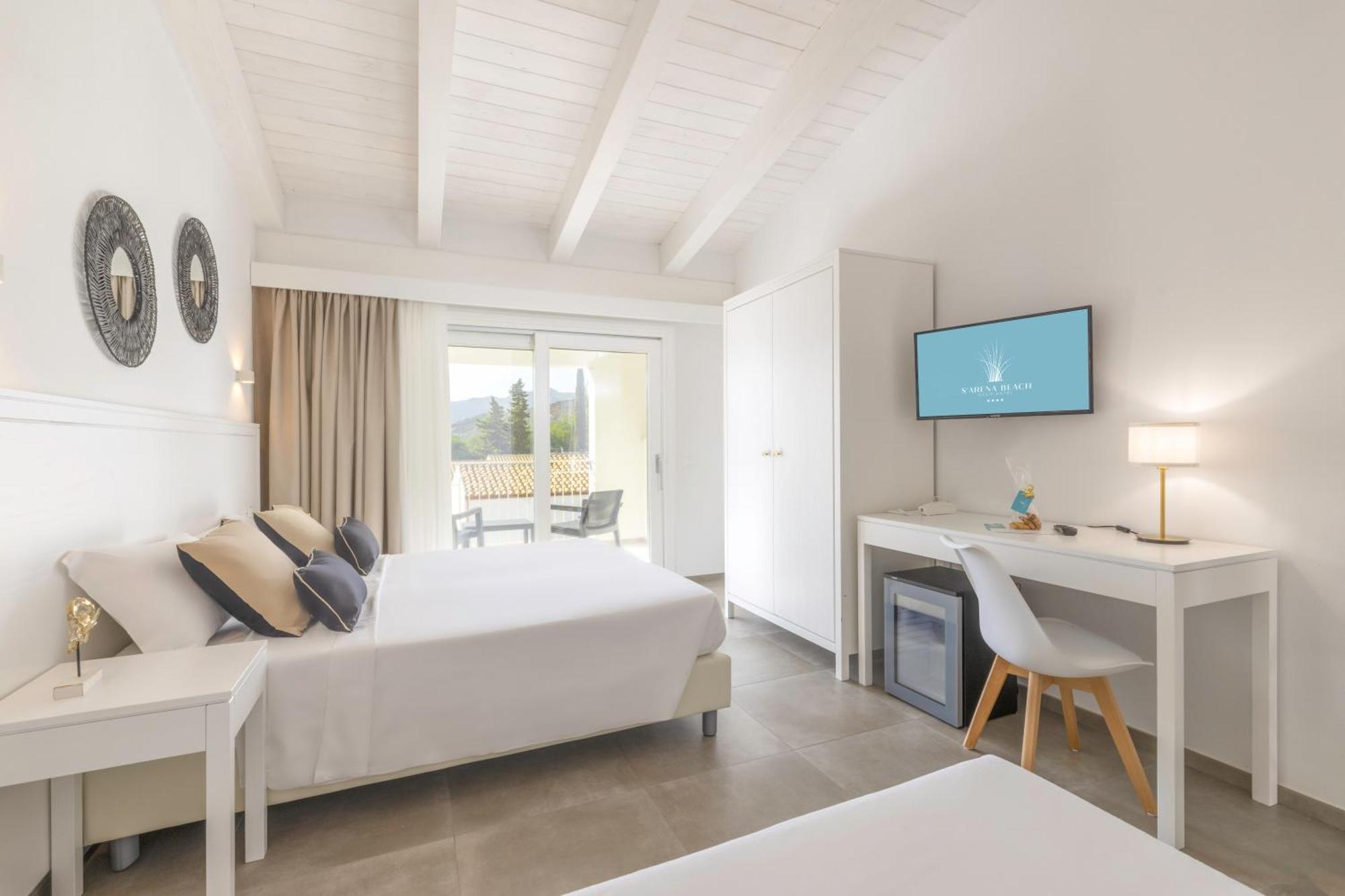 Hotel S'Arena Beach La Caletta Exterior foto