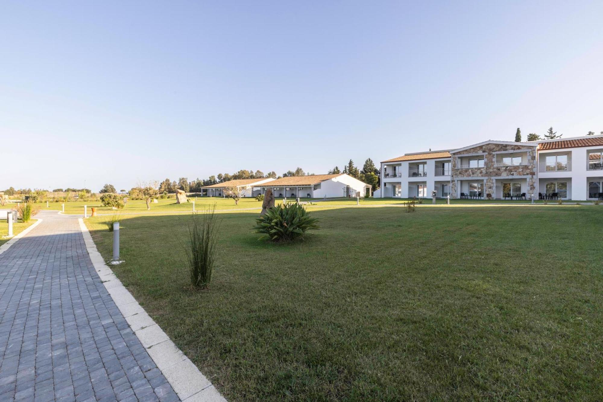 Hotel S'Arena Beach La Caletta Exterior foto