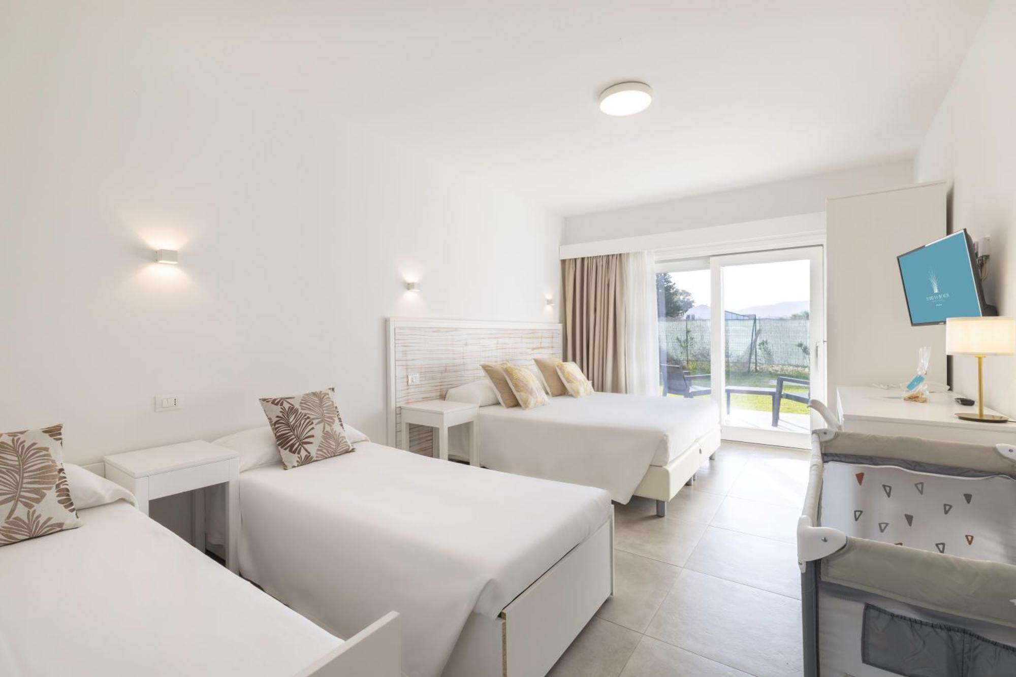 Hotel S'Arena Beach La Caletta Exterior foto