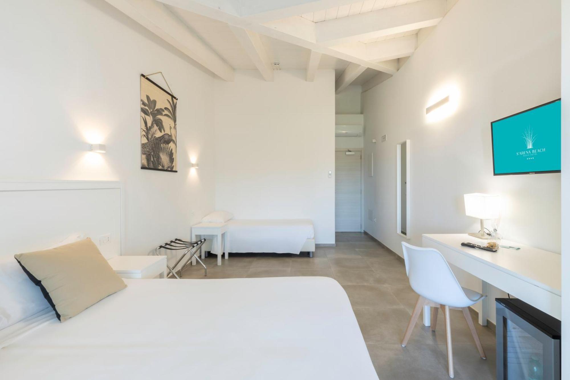 Hotel S'Arena Beach La Caletta Exterior foto
